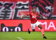 英雄联盟总决赛直播-关于恒大主场大胜泰达，稳固积分榜首位的信息