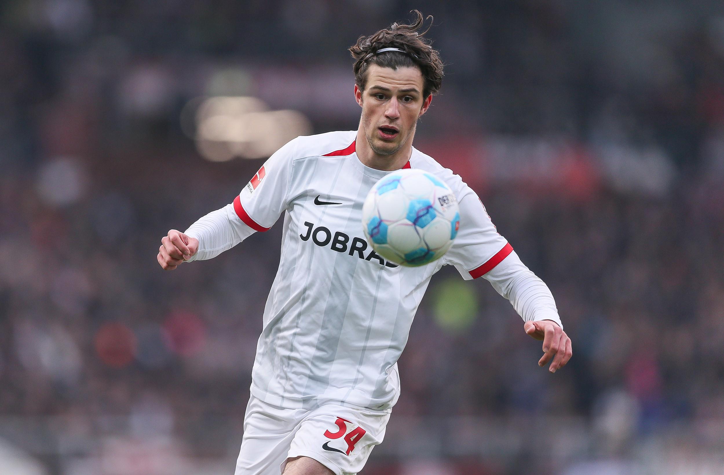 包含弗赖堡主帅：球队现状需调整，备战下一场的词条