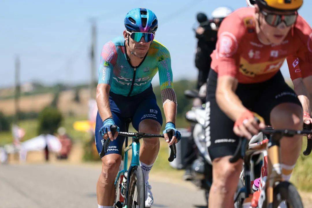 美国运动员奋勇突围,斩获丰收 美国运动员奋勇突围,斩获丰收