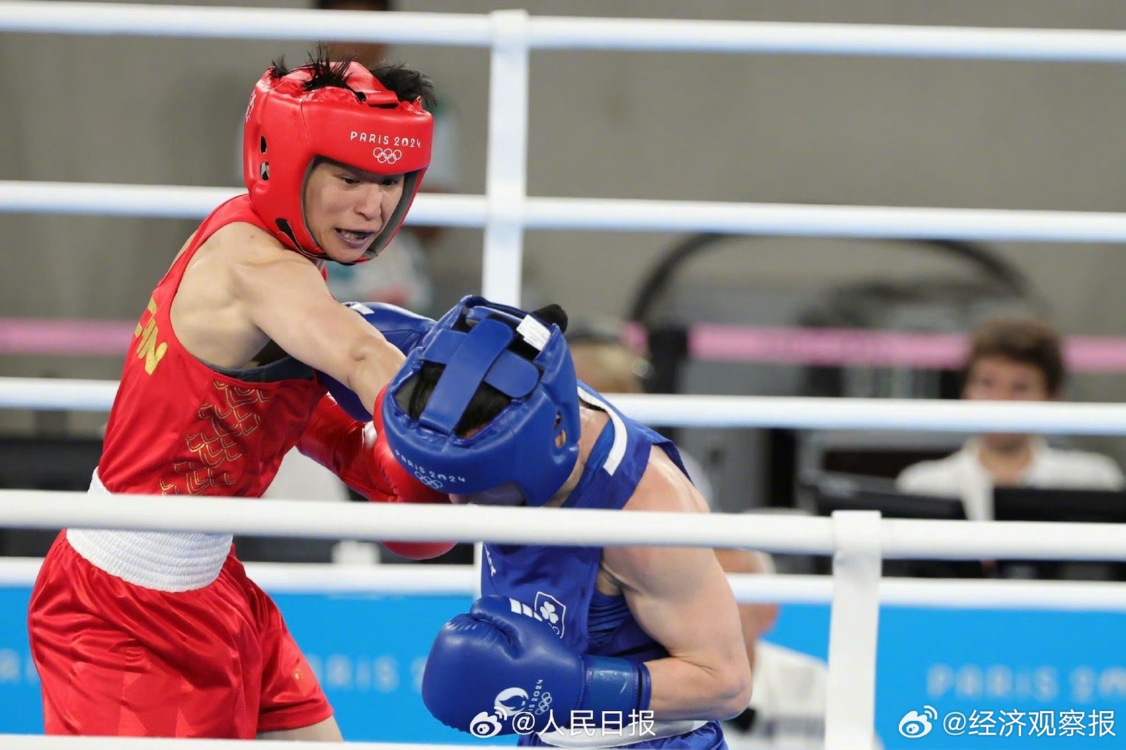 包含拳击赛后采访曝光,内幕引发热议的词条 包含拳击赛后采访曝光,内幕引发热议的词条