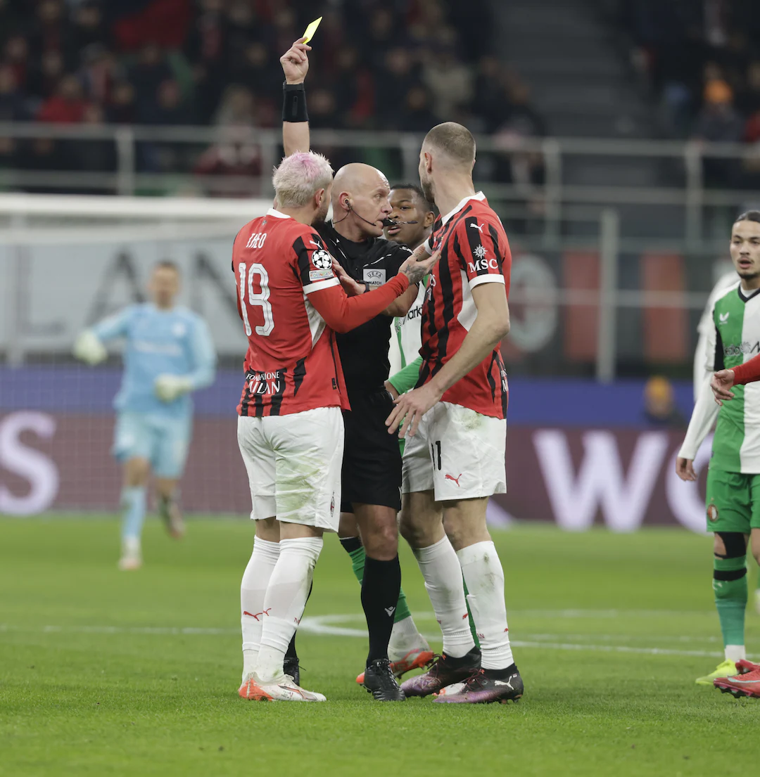 AC米兰轻取莱比锡红牛，托尼点燃赛场