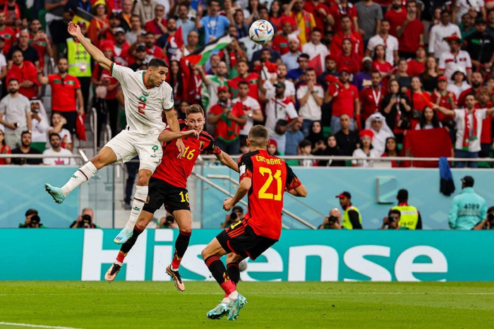 摩洛哥险胜墨西哥，卡拉斯科统治全场