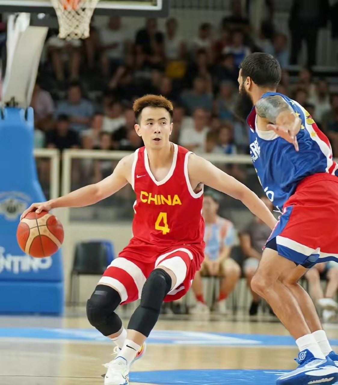 深圳队翻盘四川队,赵继伟统治全场 深圳队翻盘四川队,赵继伟统治全场